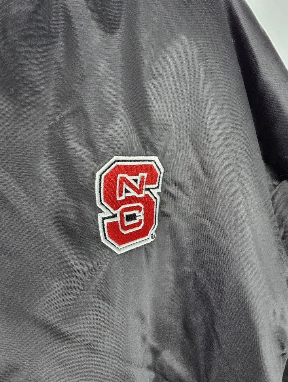 Rivalry Threads NC State Wolfpack Black Satin Bomber Jacket NWT 2XL